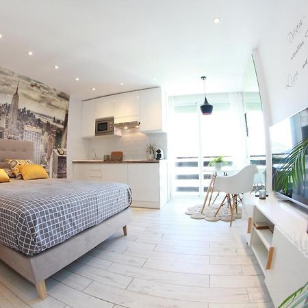 Benalmadena - New Nordic Style & Sunny Studio Exteriör bild