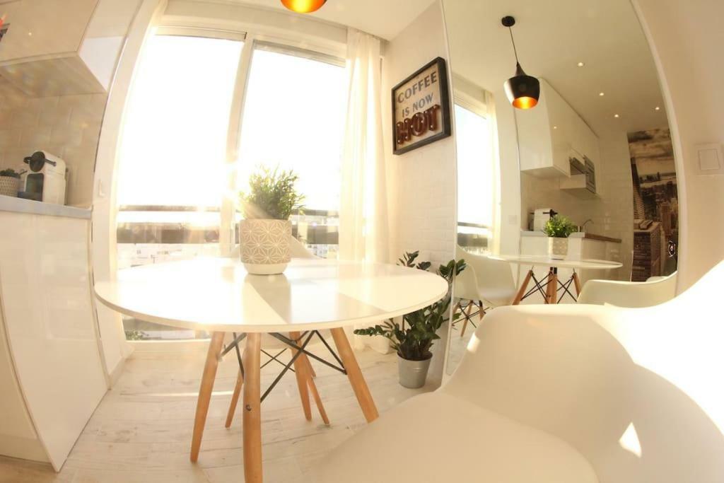 Benalmadena - New Nordic Style & Sunny Studio Exteriör bild