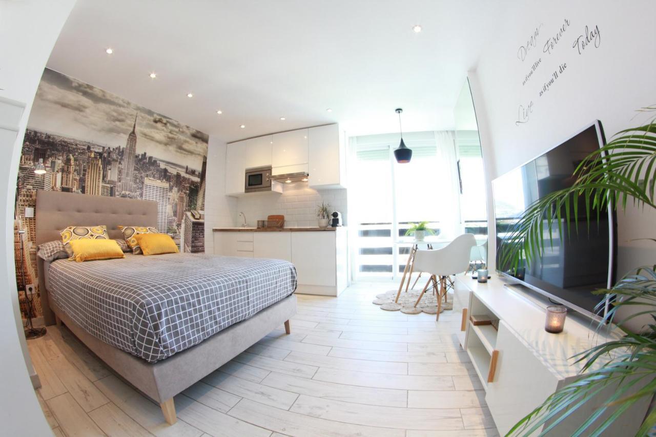 Benalmadena - New Nordic Style & Sunny Studio Exteriör bild